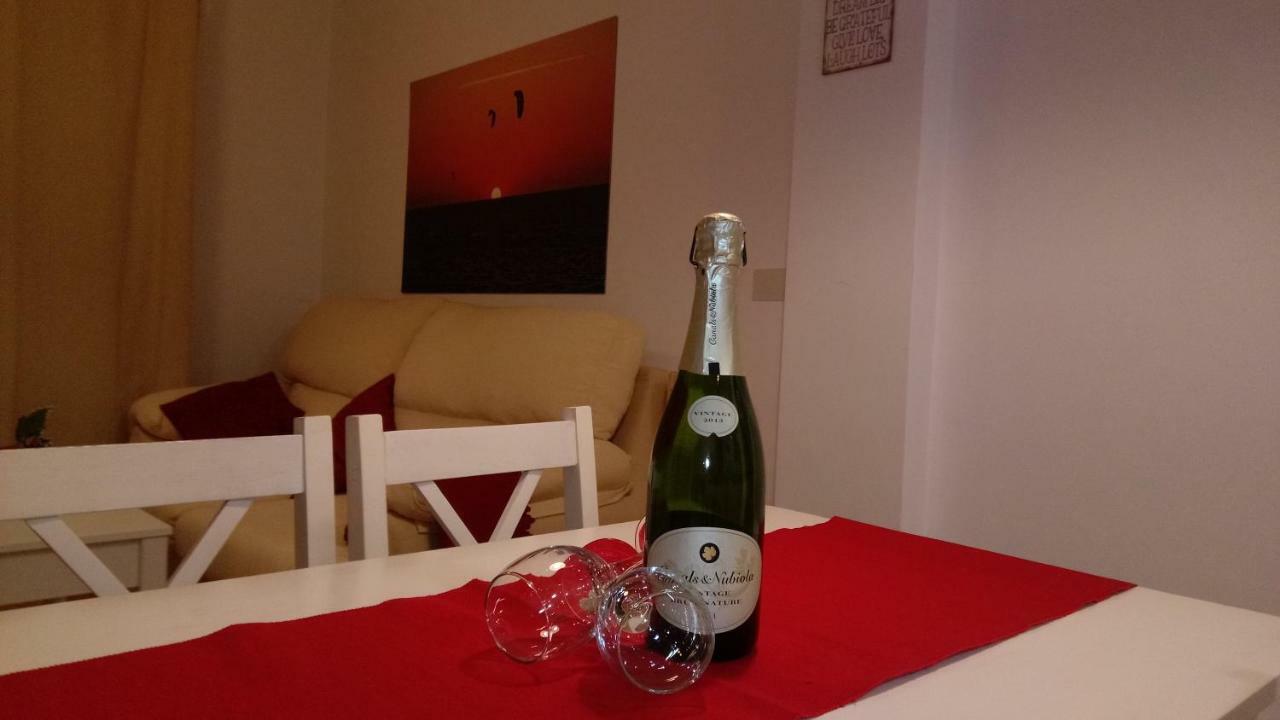 Bonito, Luminoso, Cerca Del Mar Con Parking Appartement Tarifa Buitenkant foto